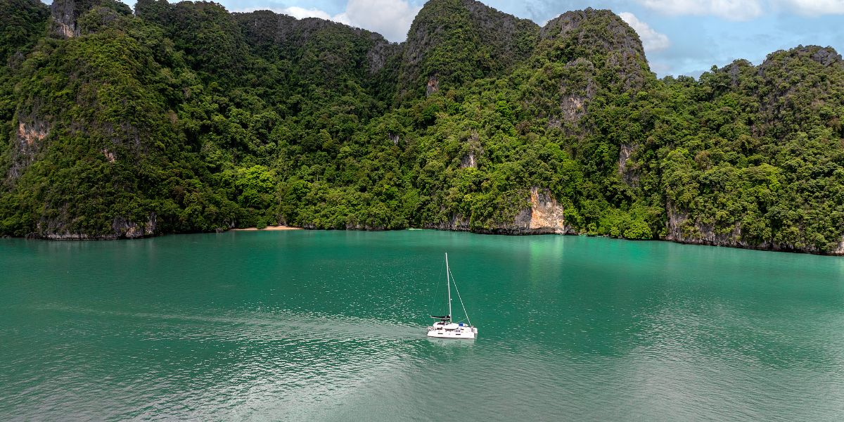 Free sailing days in Phuket