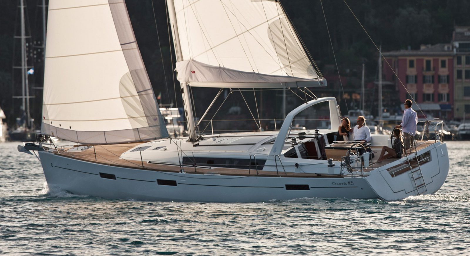 bareboat yacht charter england