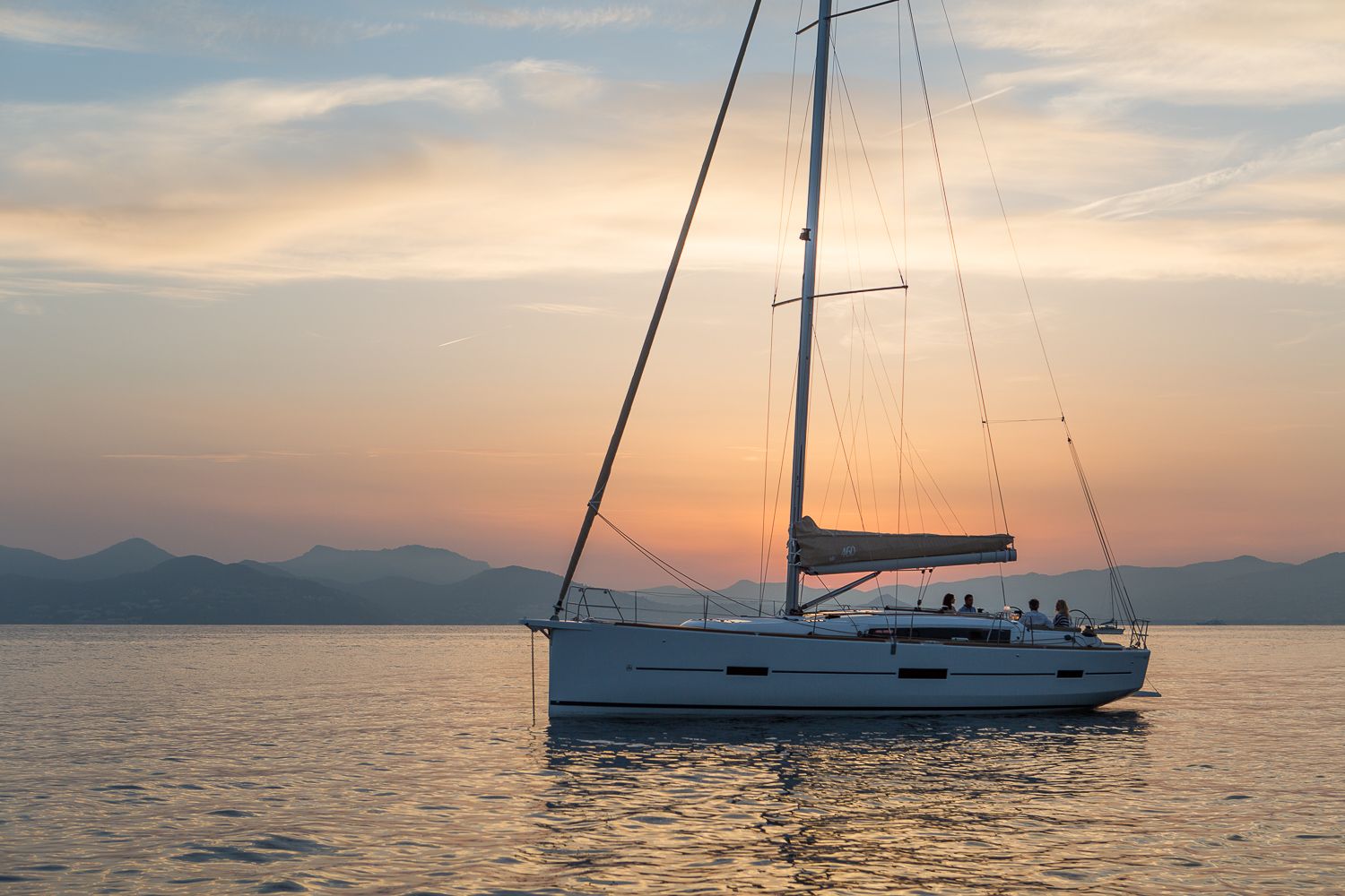 Dufour 460