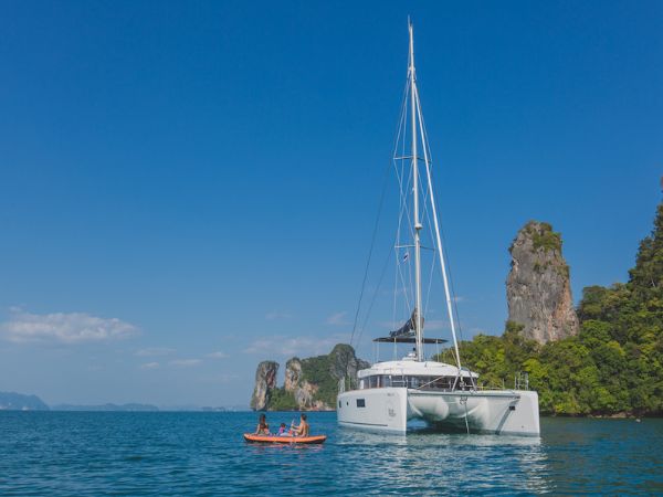 Free sailing days